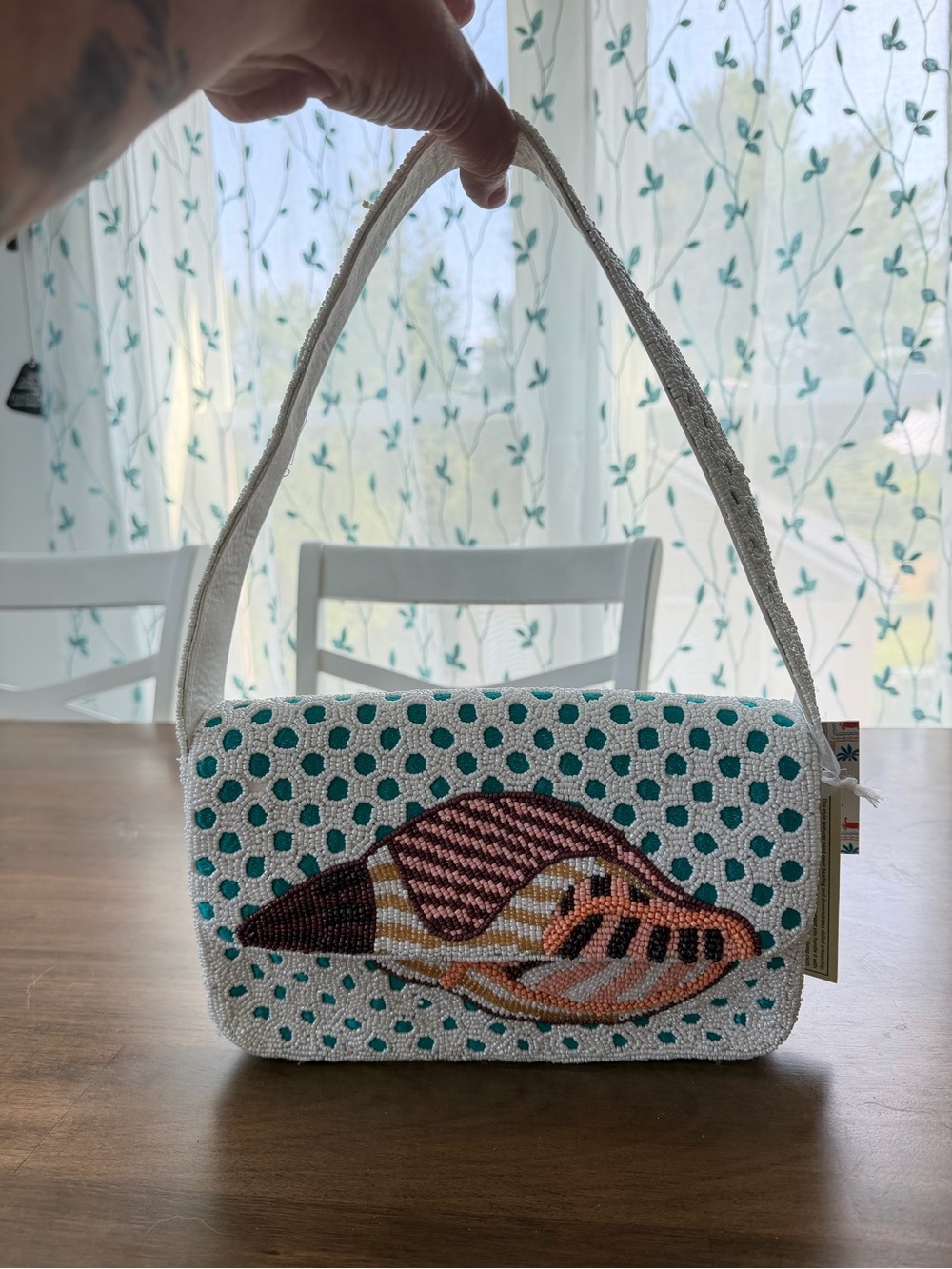 Beaded Shell Accent Shoulder Bag - White & Teal